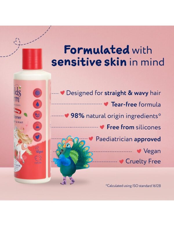 Childs Farm Παιδικό Conditioner & Αφρόλουτρο με Φράουλα / Μέντα για Εύκολο Χτένισμα σε Μορφή Gel , Ιδανικό για Μπούκλες 250ml - Image 2