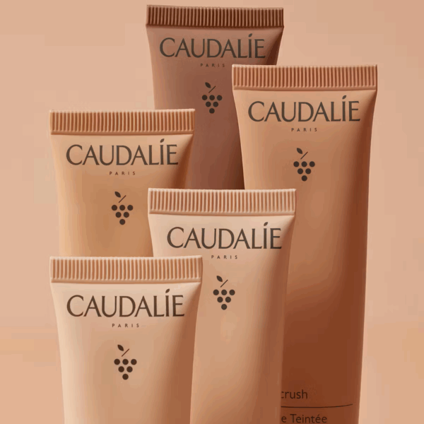 Caudalie Vinocrush Skin Tint Shade 1 Κρέμα Προσώπου Ημέρας με Χρώμα για Ενυδάτωση & Ατέλειες με Υαλουρονικό Οξύ & Πρεβιοτικά 30ml - Image 2