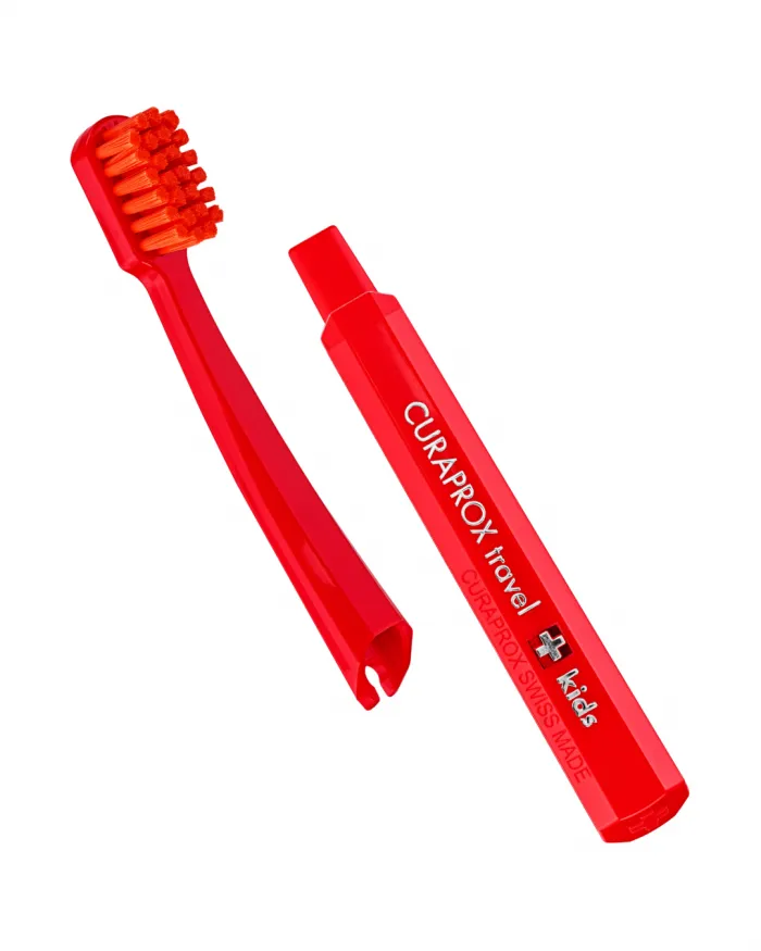 Curaprox Kids Ταξιδιωτικό Σετ 6–12 ετών – Οδοντόβουρτσα, Οδοντόκρεμα, Μεσοδόντια Βουρτσάκια - Image 4